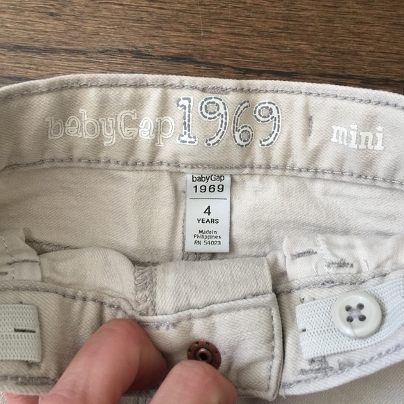 EUC BabyGap Size 4 Grey Jean Skirt - Picture 4 of 6